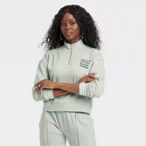 NEW Legendary Rootz Quarter-Zip Black Queen Sweatshirt sz. Small